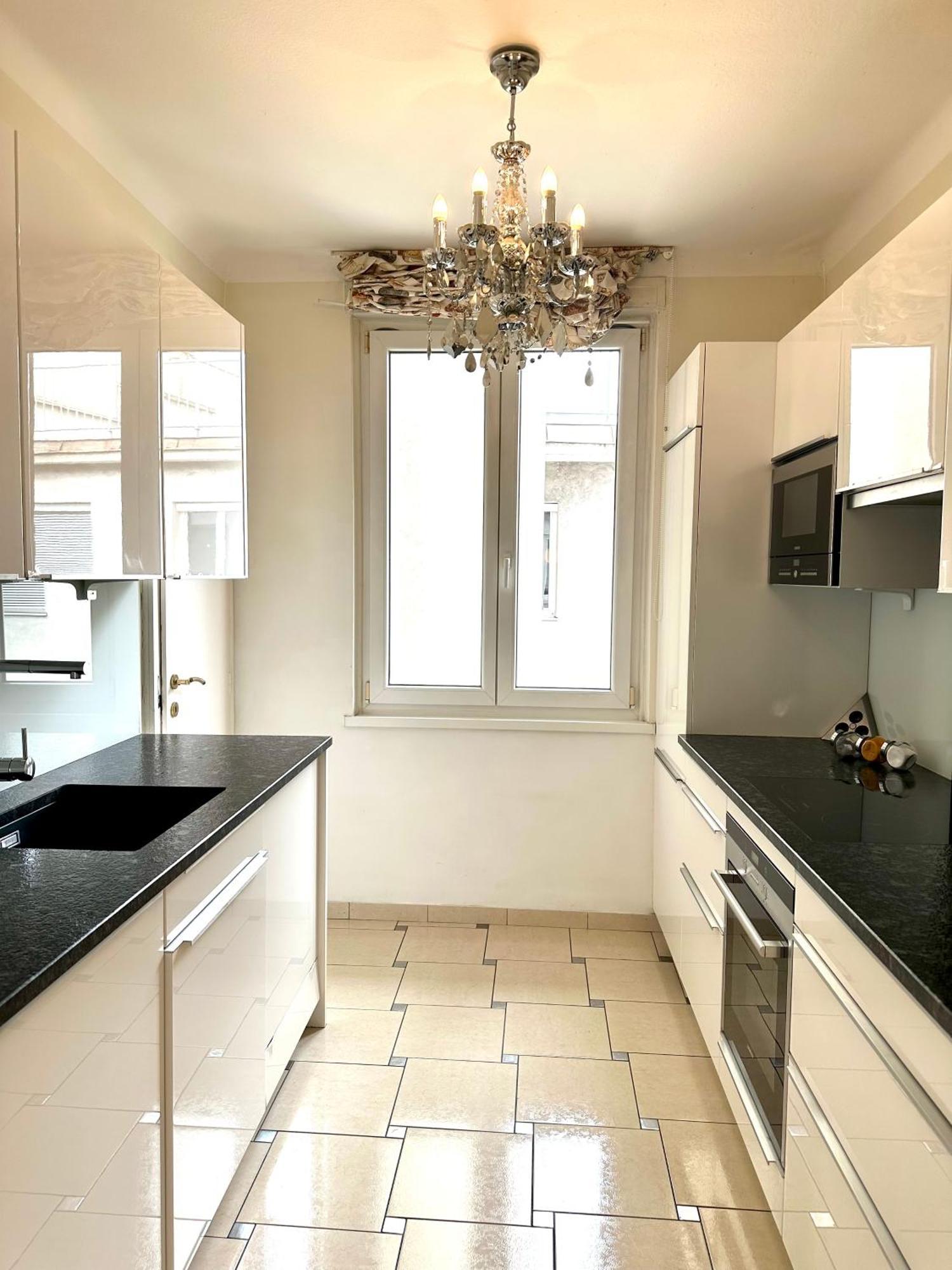 Center Apartment With 360° Rooftop Wien Exteriör bild